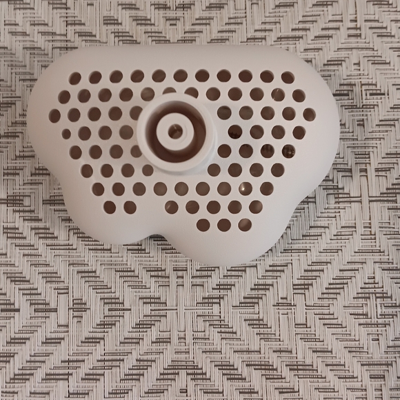 2 Cloud Shaped Hook & Cloud Mirror - Picture 4 of 8